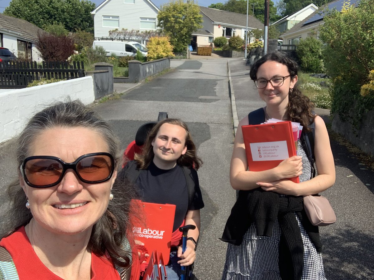 JayneKirkham4's tweet photo. Out knocking on doors in #Penryn and talking to people about how they’ve had enough #ToryChaos. People are switching to Truro and Falmouth Labour With lunch & some canvassing training at #thefishfactory https://t.co/EB0fuFrO2u