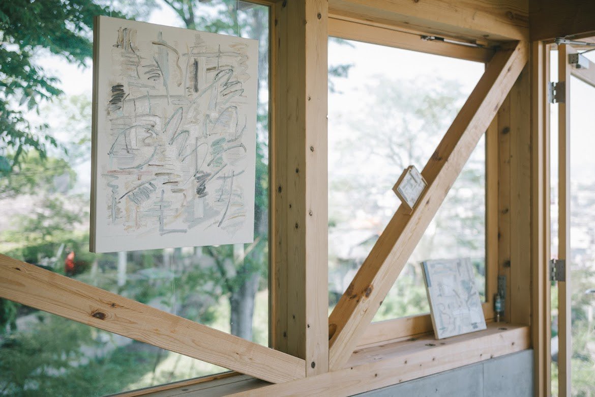 slowp_view's tweet photo. 最終日です。
一日雨の予報ですが、しっとりしたSLOWPでの狩野さんの作品も素敵です。

Photo:@usagitocamera 

-——

狩野岳朗　You already have
会期：5/10(金)～13(月)　初日公開制作13:00〜
会場：SLOWP 群馬県高崎市片岡町3-2165-2
時間：10:00～17:00
※入場無料、予約不要

-—— https://t.co/glik52GMft