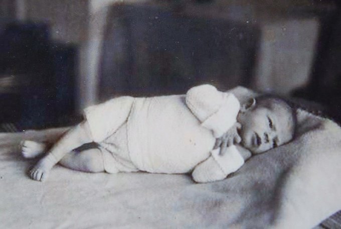 13 May 1943 | Sara Cohen was born in Groningen in The Netherlands. She was a Dutch Jewish girl, a daughter of Jozef and Carolien. In February 1944 she was murdered in a gas chamber of #Auschwitz. She lived 9 months.