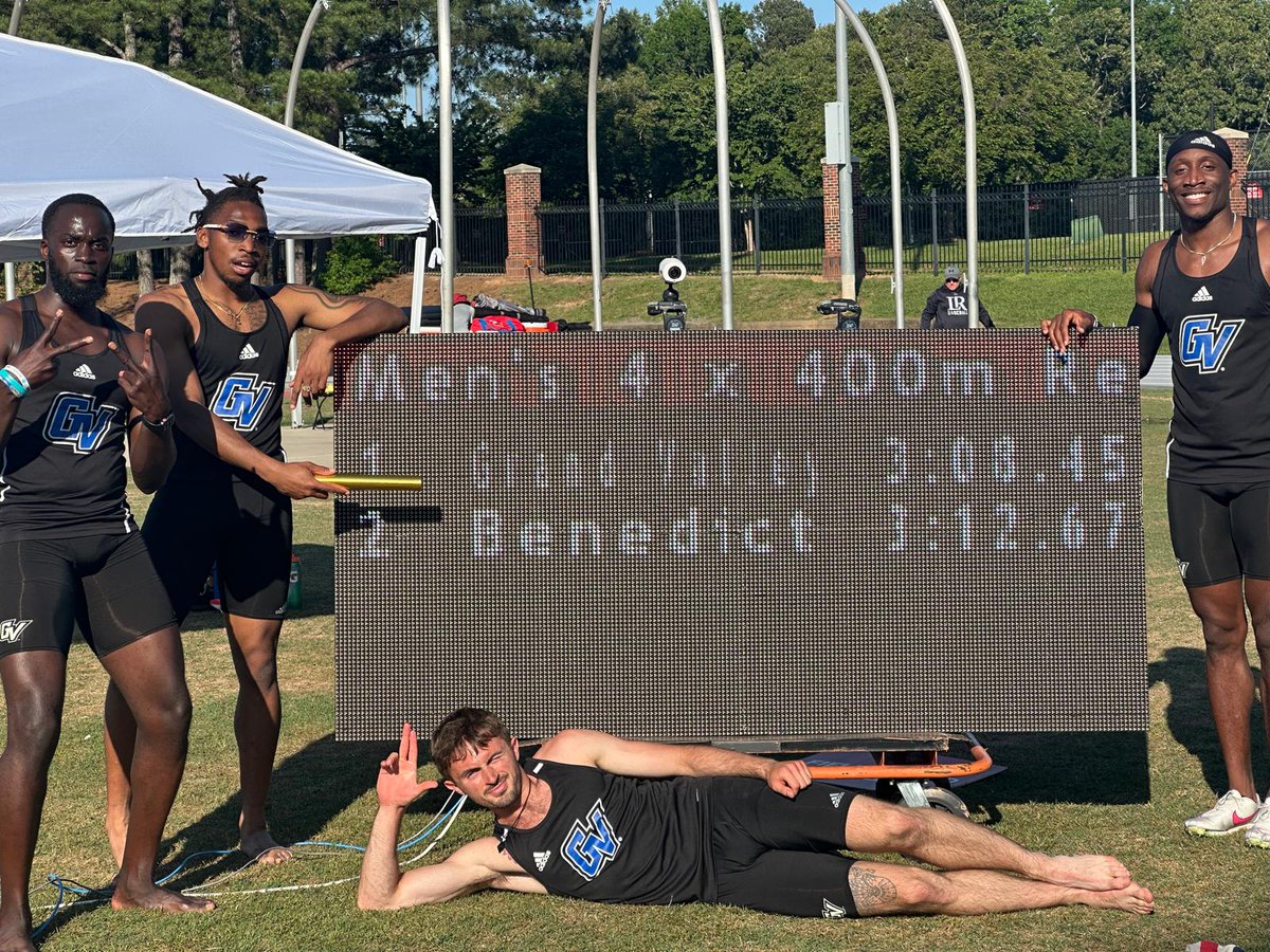 Are we even surprised at this point ?? 😉 The men's 4x400m relay team sets a new Grand Valley State school record of 3:08.45 & secures their spot at the NCAA Nationals ! #AnchorUp