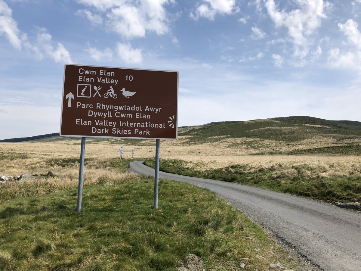 Not sure we need huge signs like this in remote and/or wild areas. This one just over the Ceredigion/Powys border above Cwmystwyth. It's very obtrusive, surely we can do without this needless suburbification of wild areas? Dark skies yes, massive signs no!