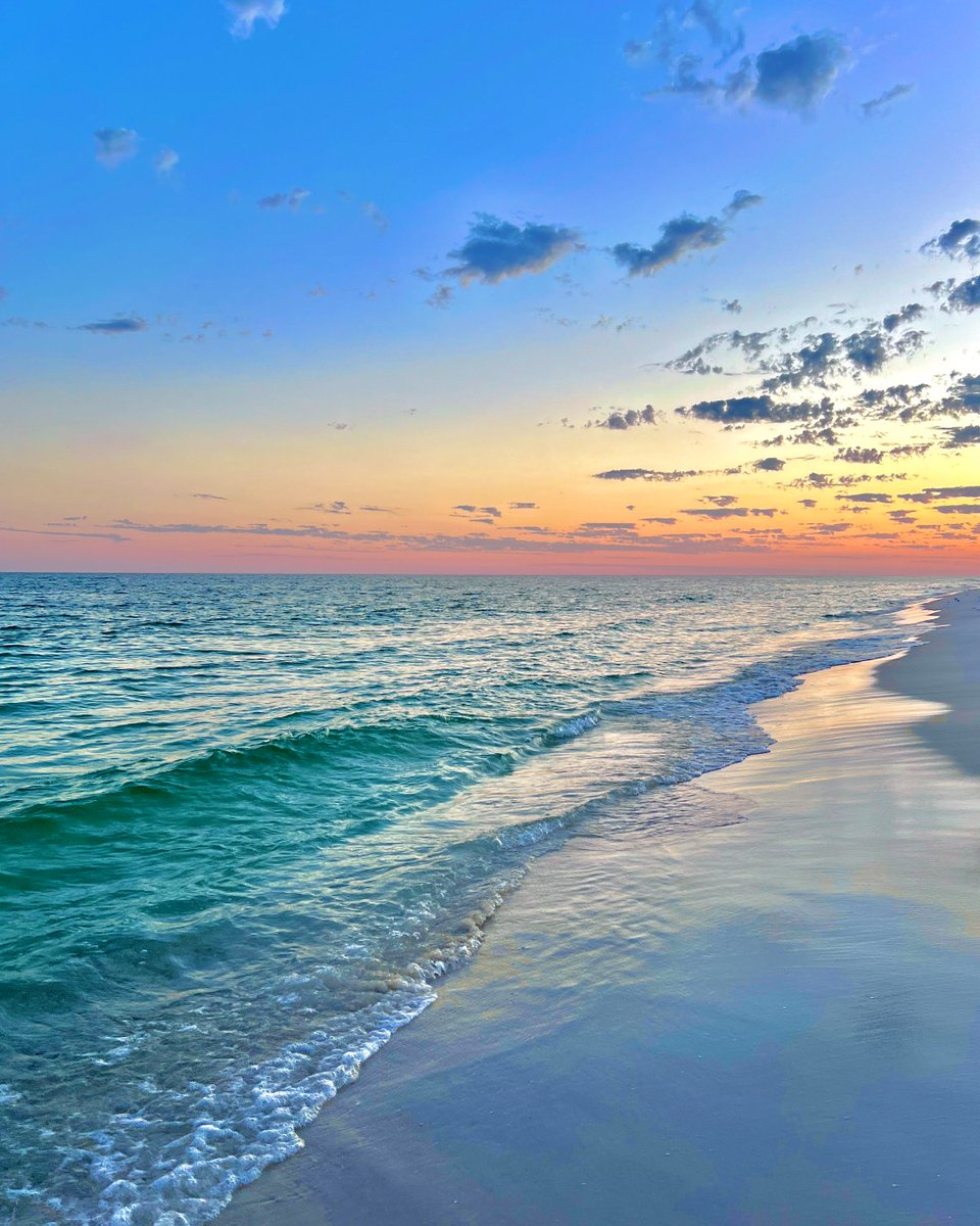 It's just so magical ✨ Drop a comment letting us know what song goes with this sunset picture ⬇️ #TheWayToBeach #ExperiencePcola #LoveFl