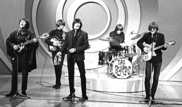The Byrds 'Turn! Turn! Turn!' on The Ed Sullivan Show youtu.be/W3xgcmIS3YU?si… @YouTubeより ～LIVE～ おはようございます✌️😊🤟 ホットなLIVE映像観ながら～👍 今週もゴキゲン～楽しく行きましょう！🥳🎸🥰