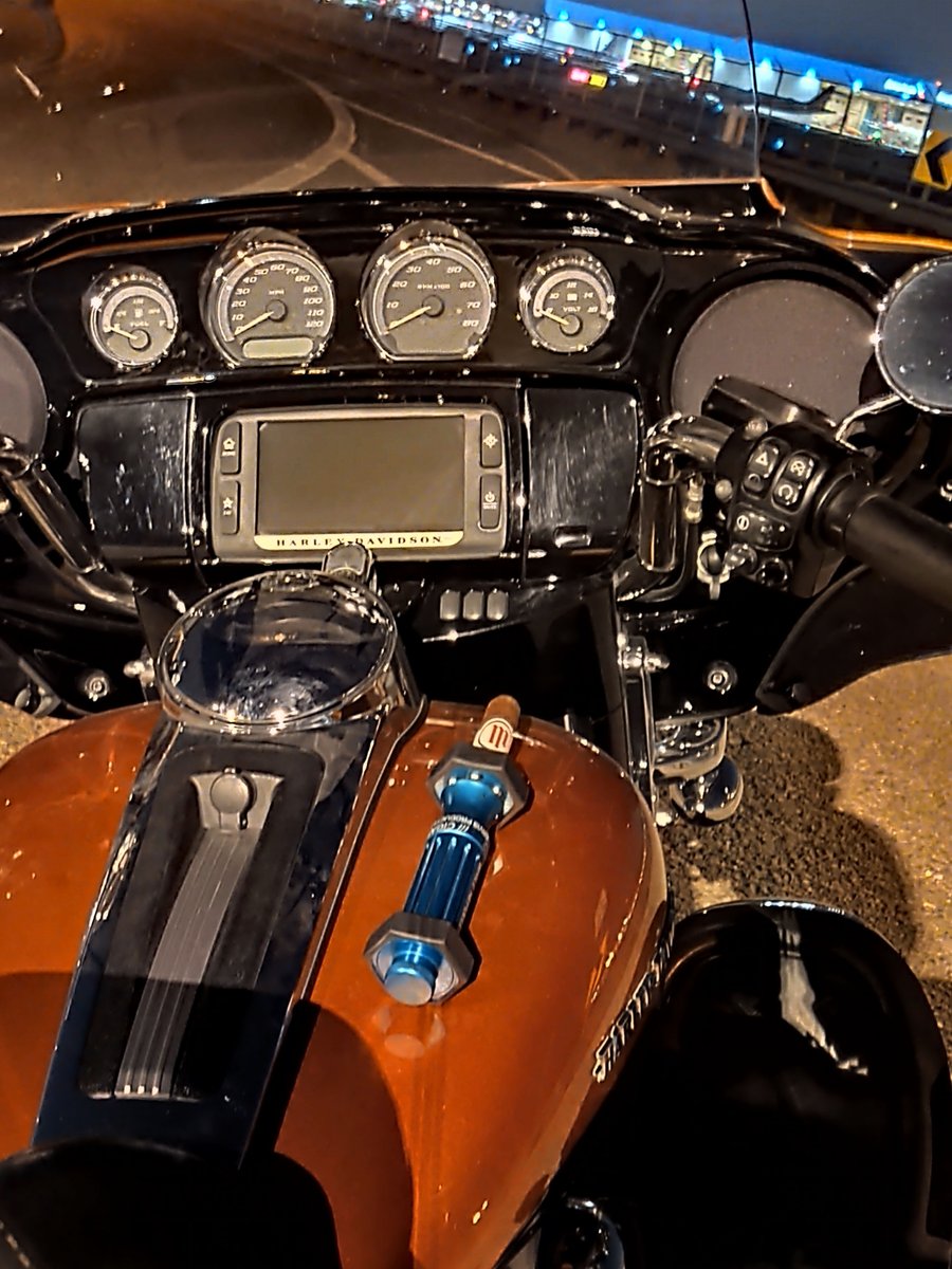 Wondering about putting a lit cigar on your gas tank? It won’t be an issue as long as you don’t leave a lit cigar in the Cigar Throttle while refueling (which you shouldn’t do anyway). cigarthrottle.com #cigarthrottle #bikenight #cigarsandbikes #cigarsandmotorcycles