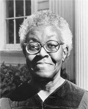 AlFromBayShore's tweet photo. I think but not sure she studied Latin and translated parts of "Aeneid" into English. Not confirmed yet.
Some of late 60s and early 70s era Black poetry movement (post Harlem Renaissance) view her to be the Godmother of Black poetry of that time.
#StudyLatin! https://t.co/sEkGTzNYZR
