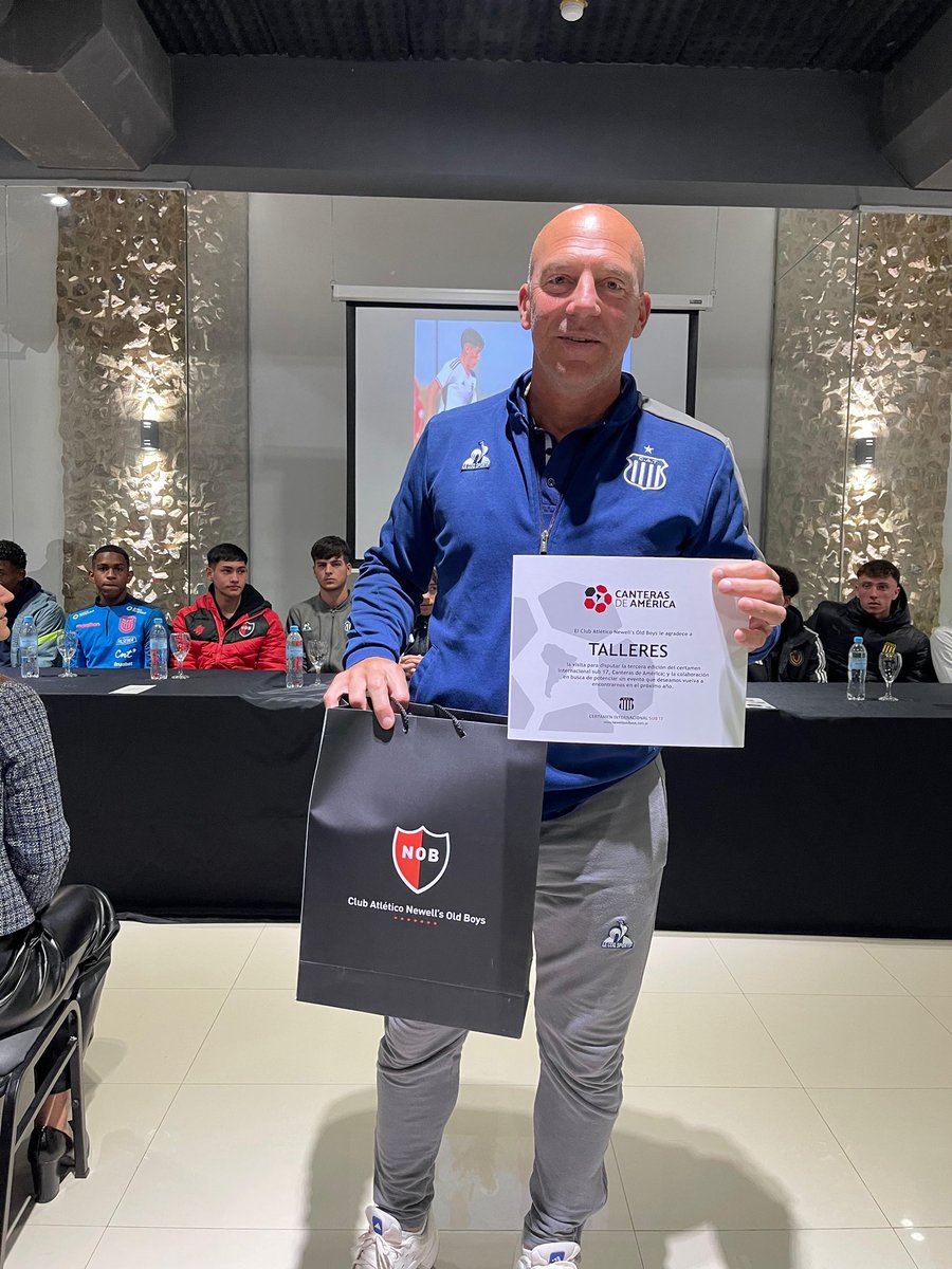 Hugo Donato tweet media