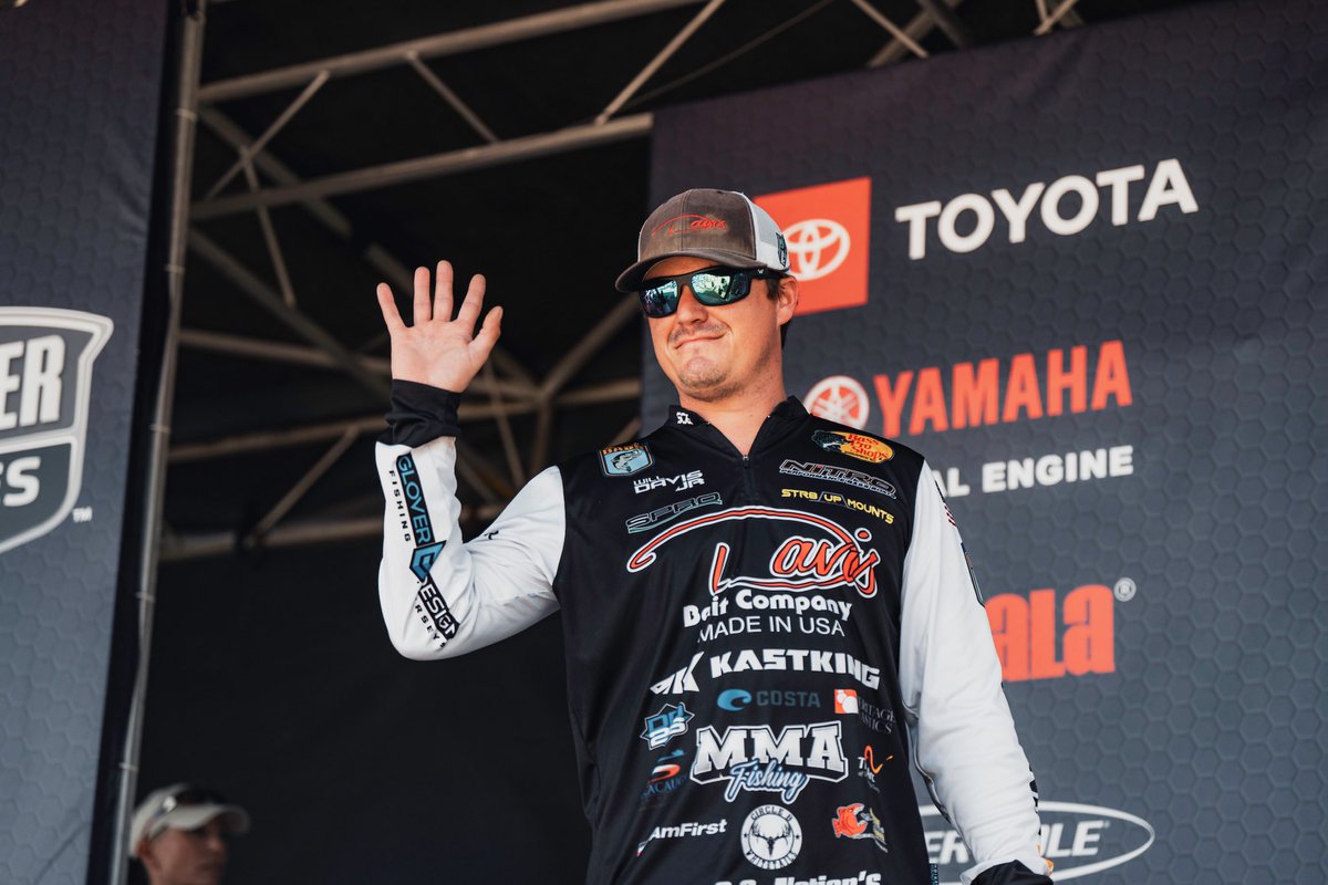 MinnKotaMotors's tweet photo. Congrats to the Minn Kota and Humminbird Pros that’ll be fishing on Championship Monday at the Minn Kota Bassmaster Elite on Lake Murray! Go chase down that trophy, guys! 🏆 💪 Lee Livesay (4th), Will Davis Jr (8th), and John Garrett (9th).

 #MinnKota #Humminbird #OneBoatNetwork https://t.co/LRdoTaAtSE