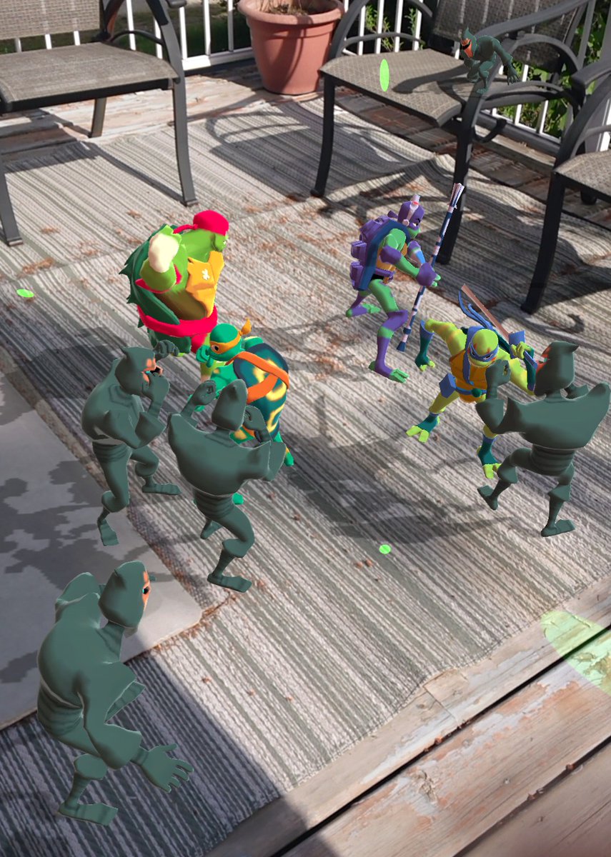 Min04Kits's tweet photo. GUYS GUYS GUYS, I heard something out on my deck, and when I went to look, there was a tiny fight happening?!

#rottmnt #SaveROTTMNT #SaveRiseoftheTMNT #UnpauseROTTMNT #UnpauseRiseoftheTMNT #RiseSeason3 #socute #sosmall https://t.co/sjLrAmfzwd