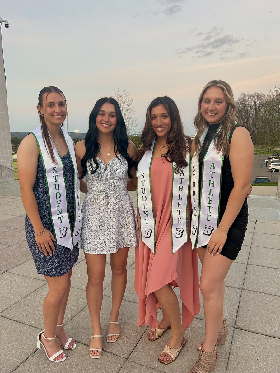 Bearcat softball student-athletes for 4-5 years … @binghamtonu alums for a lifetime! #Bearcats4Life @AmericaEast @binghamtonalum