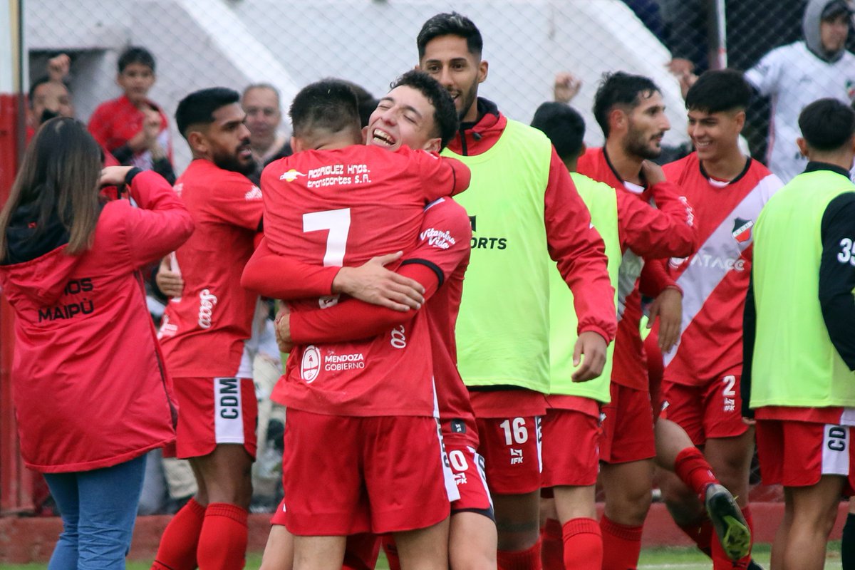¡Qué sea siempre ROJO! 🙌🏼 ⚫️⚪️🔴