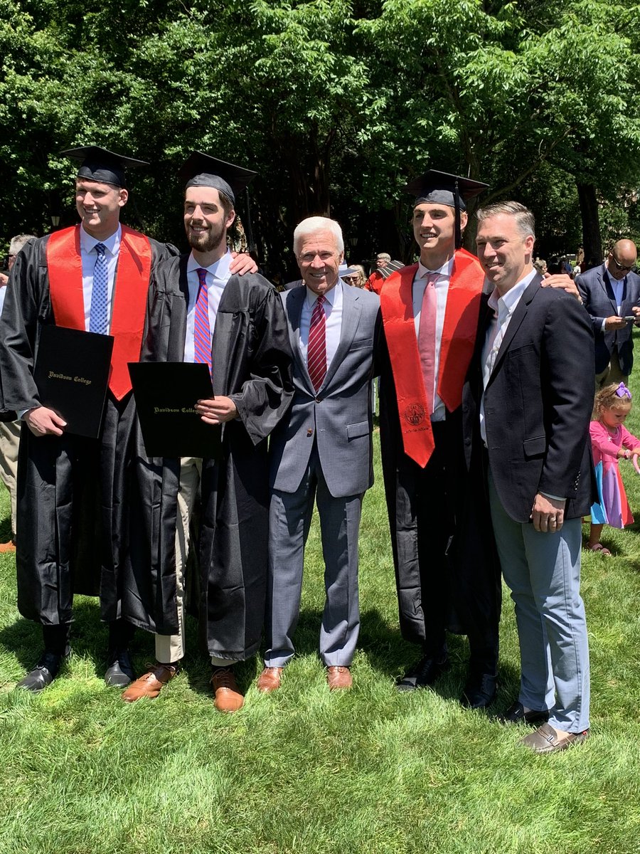 VictorTaylorIII's tweet photo. Wouldn’t trade these last four years with these guys for anything else… officially a Davidson Alum!
Excited to see where my coaching journey is headed next #TCC https://t.co/Blbp6AIsJx