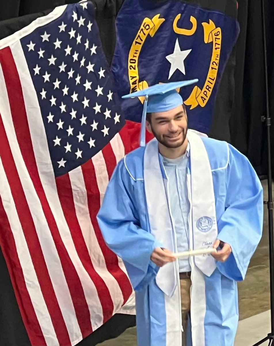 My son graduated from UNC today🩵 I couldn’t be more proud of the person he is and continues to become. #proudmom #UNCChapelHillAlumni 
@uncneuro