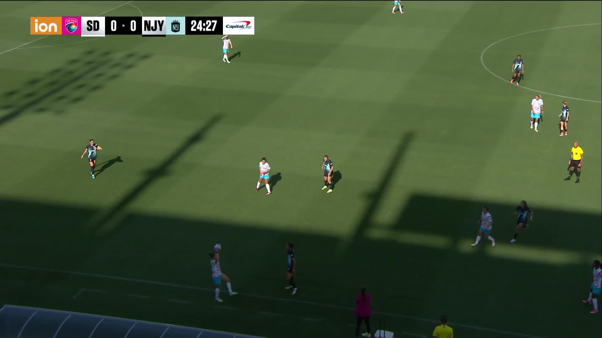 Ella Stevens with the amazing touch to put Gotham up 1-0!Catch all the action on @IONNWSL!