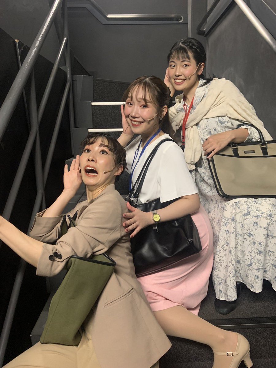 omanoharu's tweet photo. #命日オプション 

千秋楽を迎えました✨

松葉杖の顔合わせから始まり、出演できるかどうかも不安な日々。
2ヶ月間、沢山の方々に支えられ、千秋楽までみなさんと��け抜けることができました！
感謝しかありません。

たくさん学び、感じ、考えた日々。
大切にします！
ありがとうございました！ https://t.co/nSVlEZbGff
