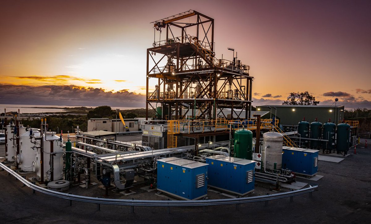 Hazer Group is pleased to confirm that 100 hours of operation has been achieved at the Commercial Demonstration Plant (CDP). A significant milestone in our performance test program.

Read the ASX announcement here: ow.ly/kAN950RCUP0

#hazergroupltd #hydrogen #cdp #100hrs