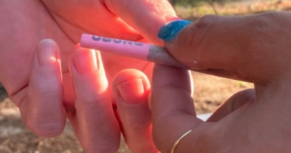 's tweet image. It's always a good day when @NativeLifeB  comes your way 🍃🔥💨🫶
#BudGnxFam #MothersDay #UBUNG #CannabisCommunity #JoinTheSesh 
#StonerFam #sundayvibes