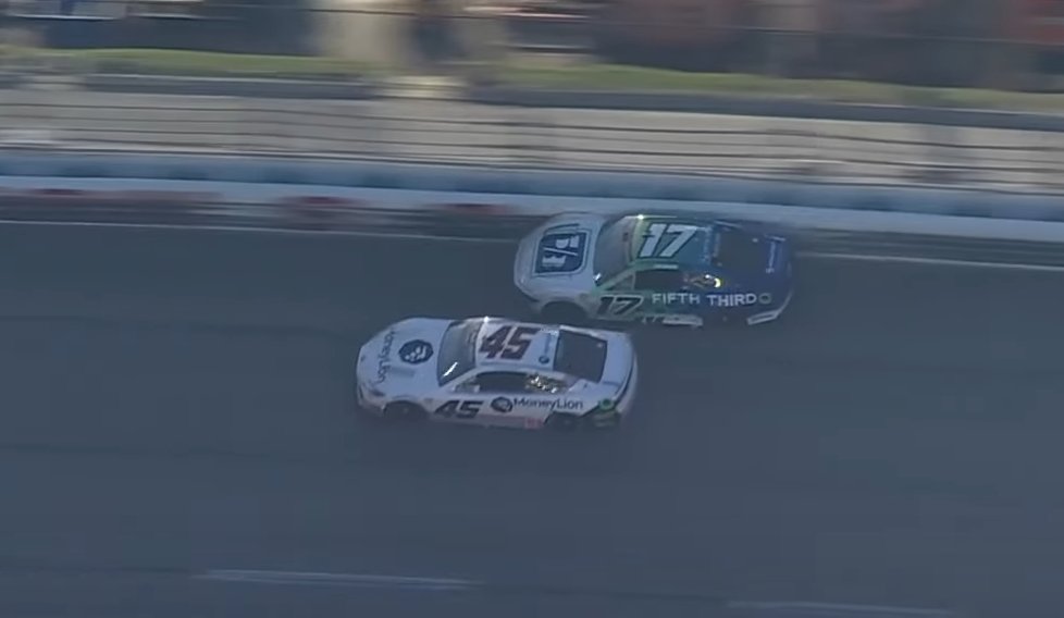 as a fan of both buescher and reddick i dont know who to side with😭 i would like to point out that buescher was already in the wall before reddick made any contact with buescher. however i do understand that reddick did not give much room. crazy finish tho