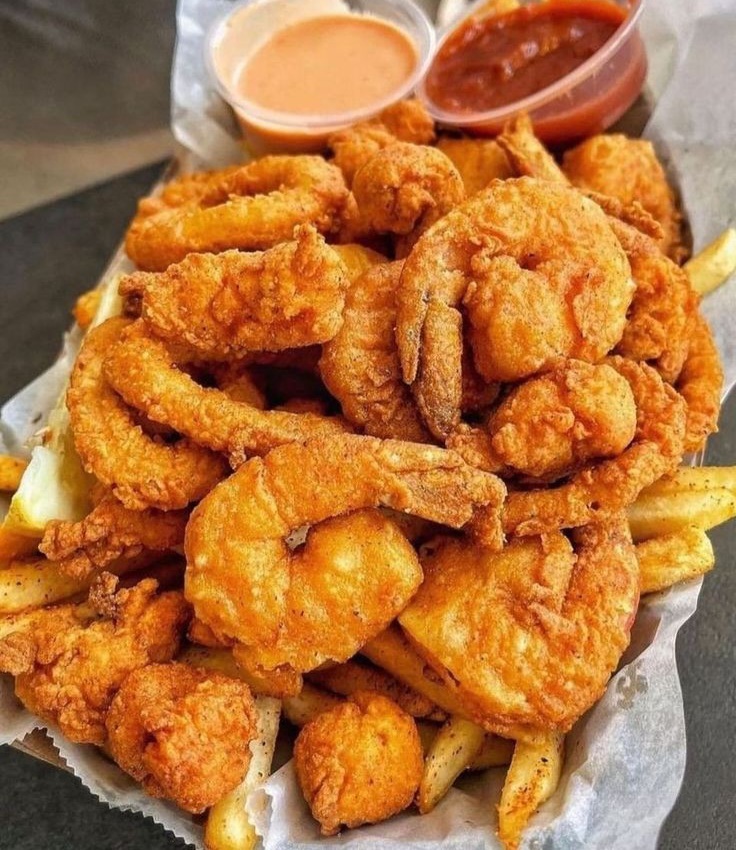 Fried Shrimp 🍤 and Fries 🍟  homecookingvsfastfood.com 
#homecooking #food #recipes #foodpic #foodie #foodlover #cooking #hungry #goodfood #foodpoll #yummy #homecookingvsfastfood #food #fastfood #foodie #yum