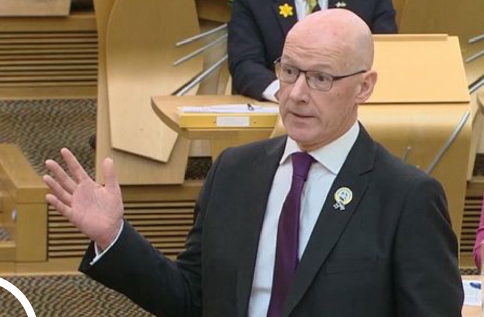 Amazing to see @JohnSwinney wearing an @ehlersdanlosuk pin badge at his first Questions. It is vital for people affected by EDS & HSD to have a pathway in place for care and support in all the UK nations. news.stv.tv/scotland/ehler…