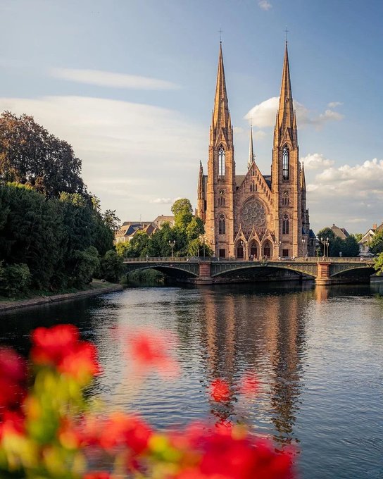 Superbe vue de Strasbourg. L'#Alsace est belle faisons le savoir. #BaladeSympa #MagnifiqueFrance