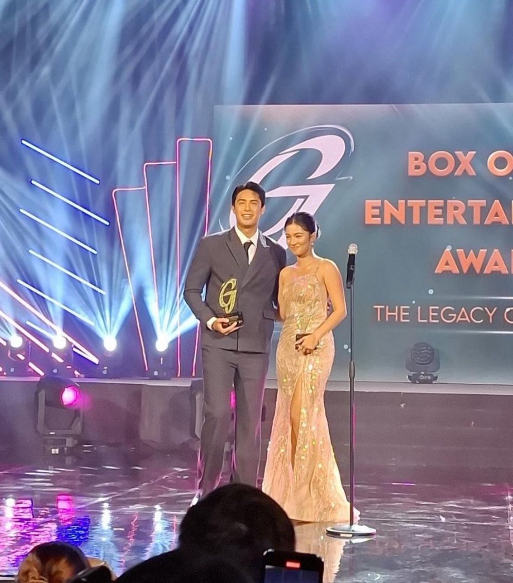 Donny Pangilinan and Belle Mariano are crowned Prince and Princess of Philippine Entertainment at the 52nd Box Office Entertainment Awards! 🎉

Congratulations and thank you to everyone for your continued support! 🫶