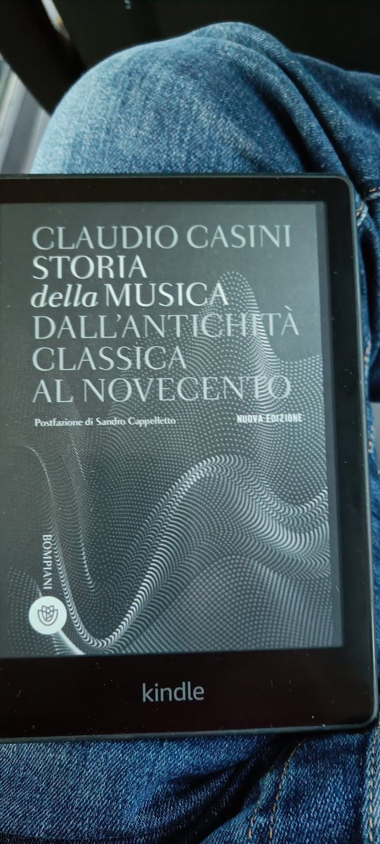msarigu72's tweet image. Nuova lettura. Per il momento, sembra molto interessante e ben scritto.
#commuting