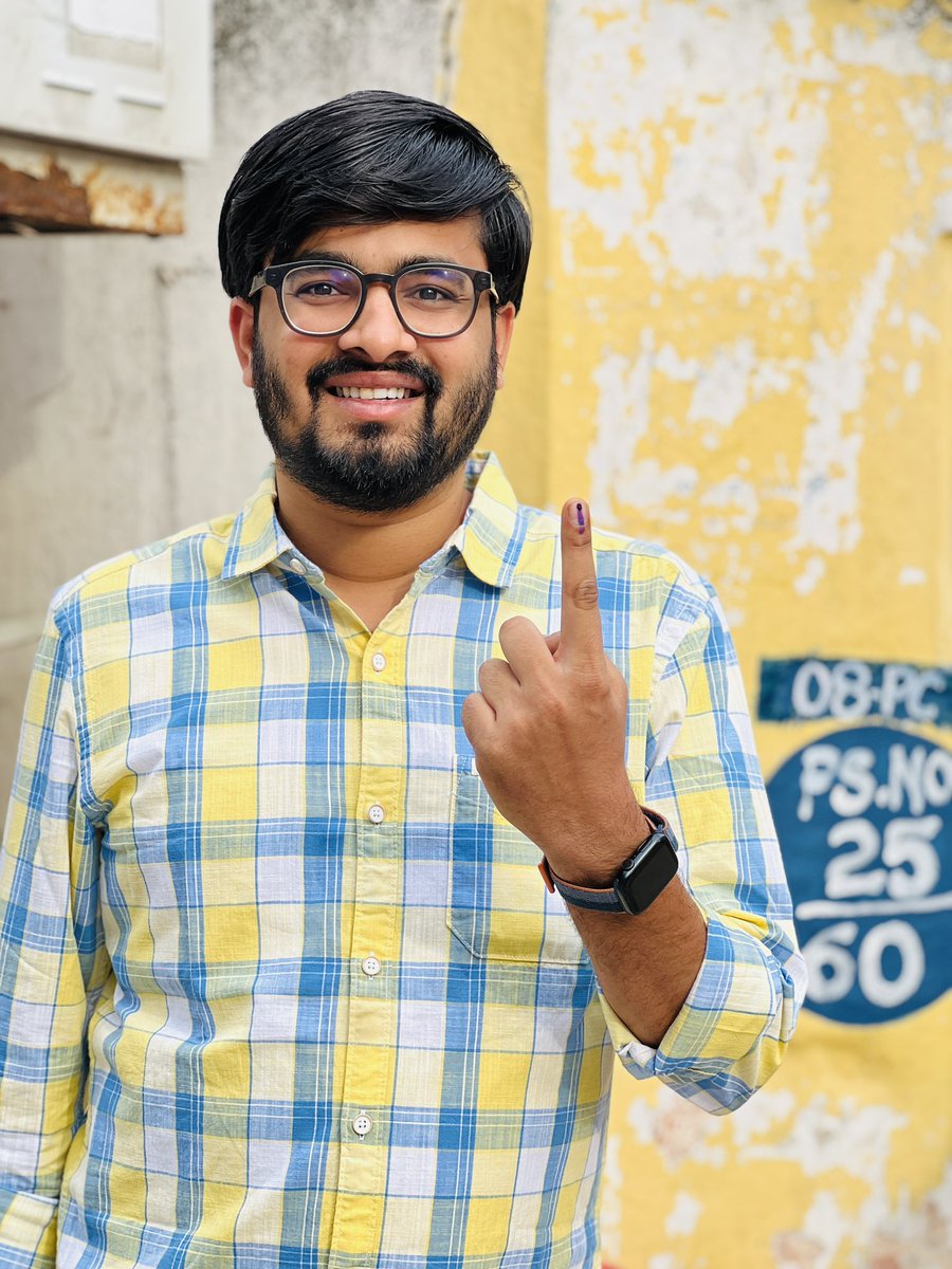 Did Cast my vote for #ModiKiGuarantee Go out and do your duty. #LokSabhaElections2024 #AbkiBaar400Paar