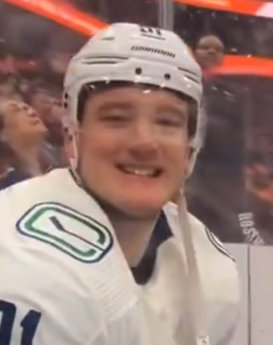 out of context canucks tweet media