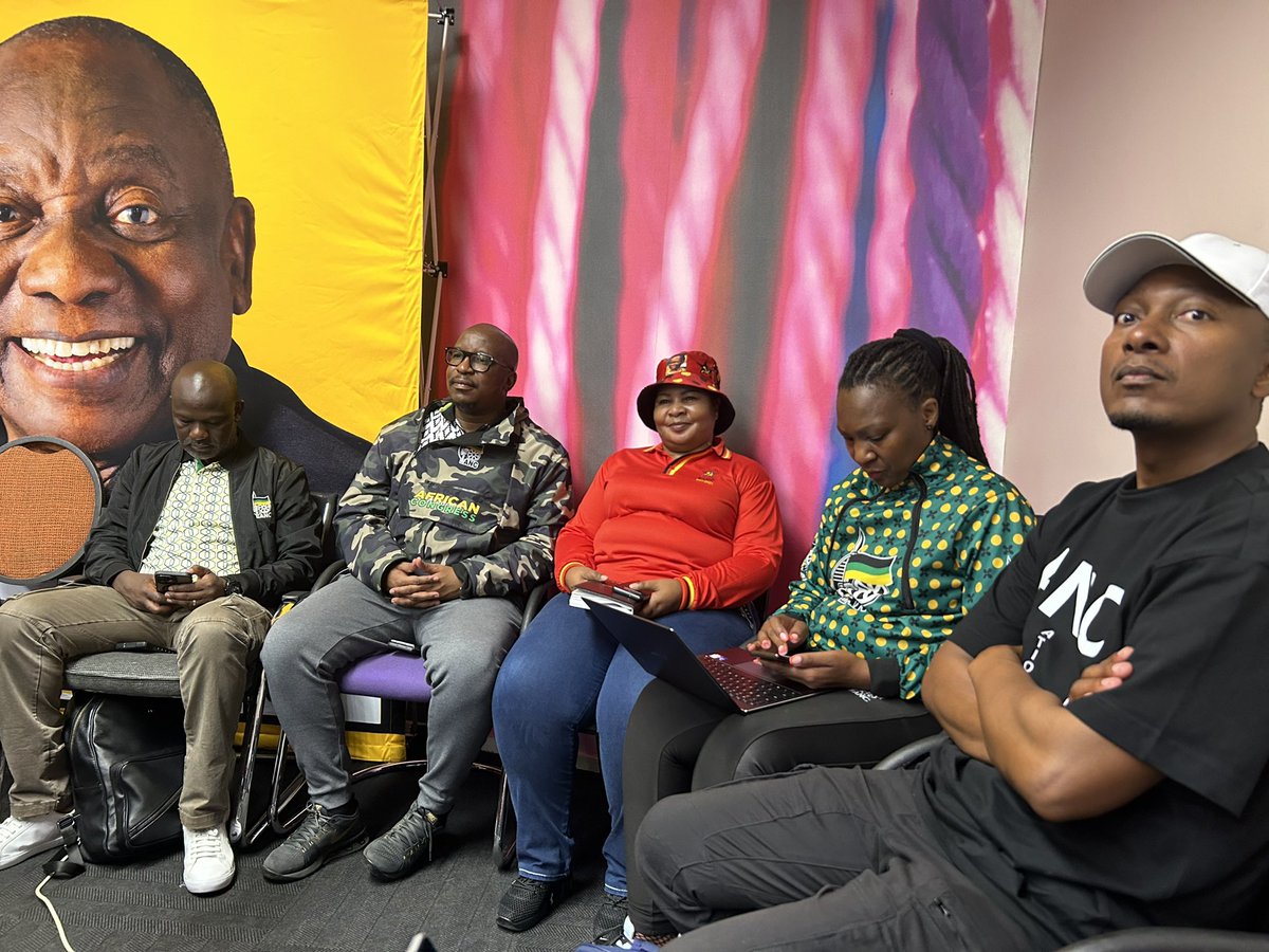 Members of the <a href="/GautengANC/">Gauteng ANC</a> Provincial Elections Team (PET) are currently engaged in a meeting to further enhance strategies on elections machinery for a decisive victory.

#LetsDoMoreTogether
#VoteANC 🖤💚💛