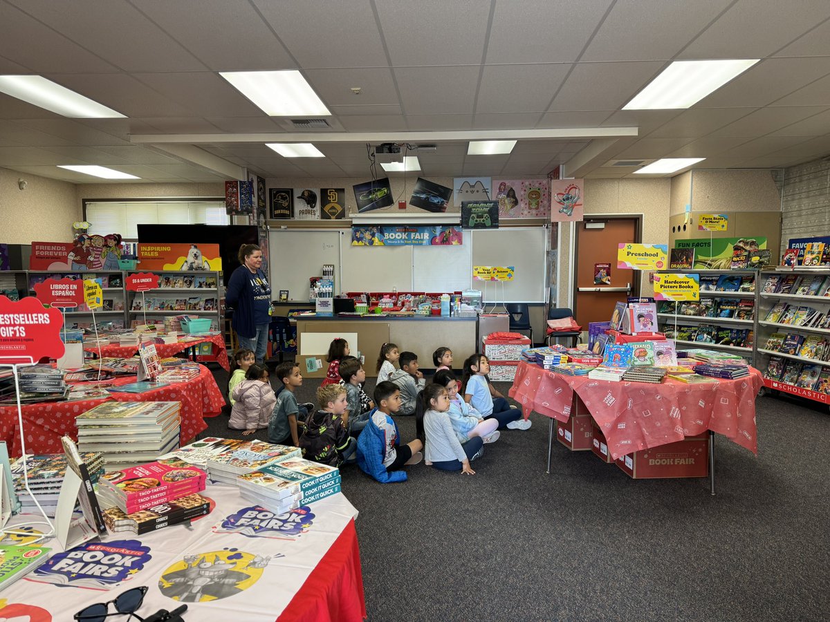 Foussat’s book fair starts tomorrow - hope to see you there!@FoussatSchool