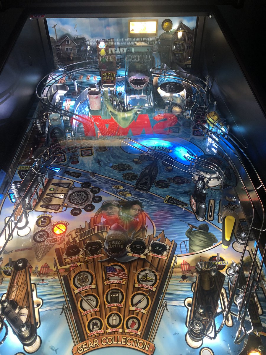 #Jaws multiball 2 is FREAKING IMPOSSIBLE!!! The quick shot lane is just too damgum quick! Damn you @sternpinball … time to push start again. 🤷‍♂️