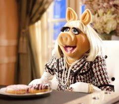 emily blunt reprising her role as emily from the devil wears prada in 'the muppets' with ms piggy playing miranda priestly