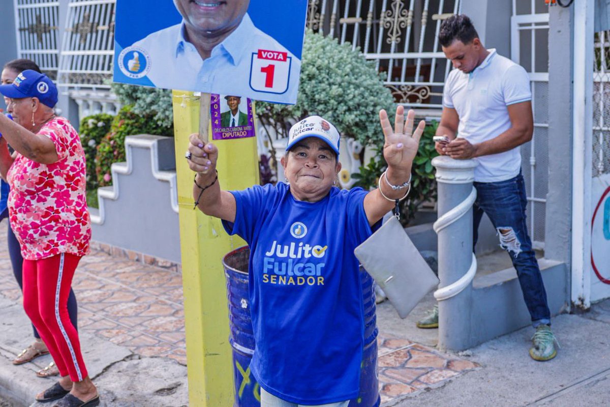 DeligneAB's tweet photo. La Provincia 📍Peravia cree en #ElCambio que lleva el país de la mano del Presidente  @luisabinader, juntos #VolveremosAGanar este 19 de Mayo y llevaremos al compañero y candidato  @JulitoFulcar al senado. #ElCambioSigue #LoMejorEstaPorVenir https://t.co/vCMp2RkiFV