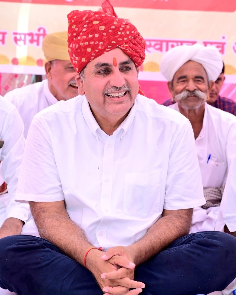 Pinky209E's tweet image. बायतु विधायक एवं वरिष्ठ कांग्रेस नेता आदरणीय श्री हरीश जी चौधरी को जन्मदिवस की हार्दिक बधाई एवम् शुभकामनाएँ !!🎂🥳
@Barmer_Harish 
#HarishChoudhary #HappyBirthdayCal