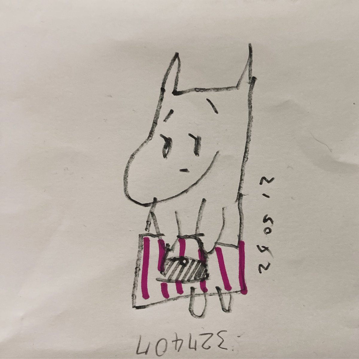hevio's tweet photo. 母の日って年に何回かない？って思うぐらい早いペースでやってくる。それだけ時間の流れの感じ方が早くなったってことか。でも父の日は年に1回ぐらい。はんまに母の日って年に1回？ https://t.co/hbmX8EGX3I