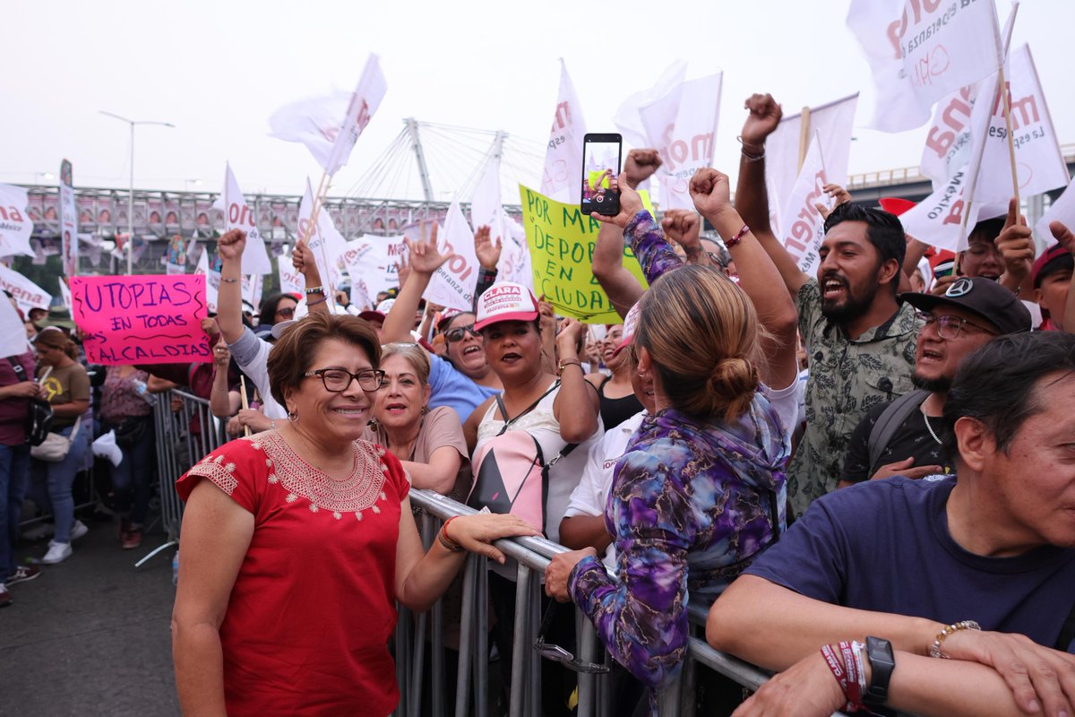 ¡Llegó nuevamente el momento de acompañar en el debate nuestra compañera @ClaraBrugadaM! Demostremos nuestro apoyo a nuestra próxima Jefa de Gobierno, quien sin duda ganará el debate.