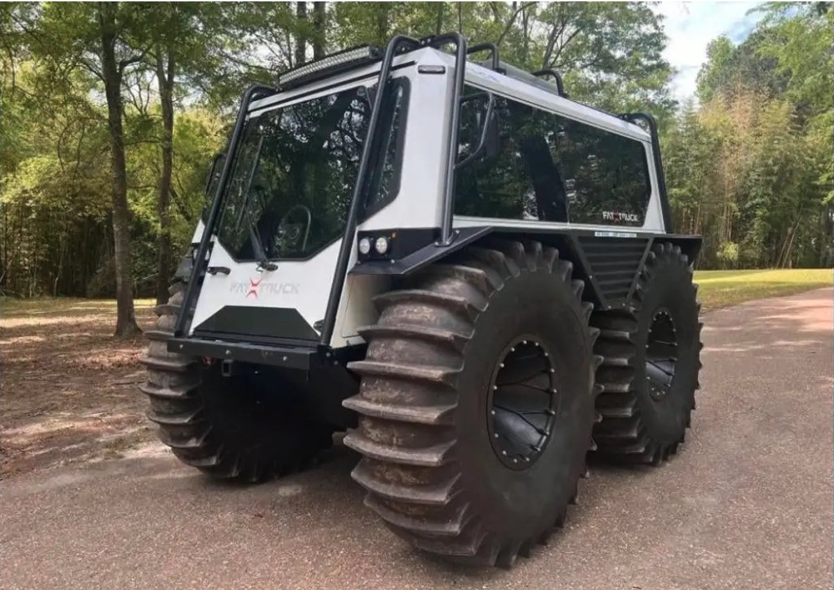 The Zeal Motor Fat Truck 2.8C has some impressive features. Seating up to eight passengers comfortably, this rugged vehicle comes equipped with an external roll cage and monstrous 1640×640 Fat Truck low-pressure tires, complete with a central tire inflation system designed to…