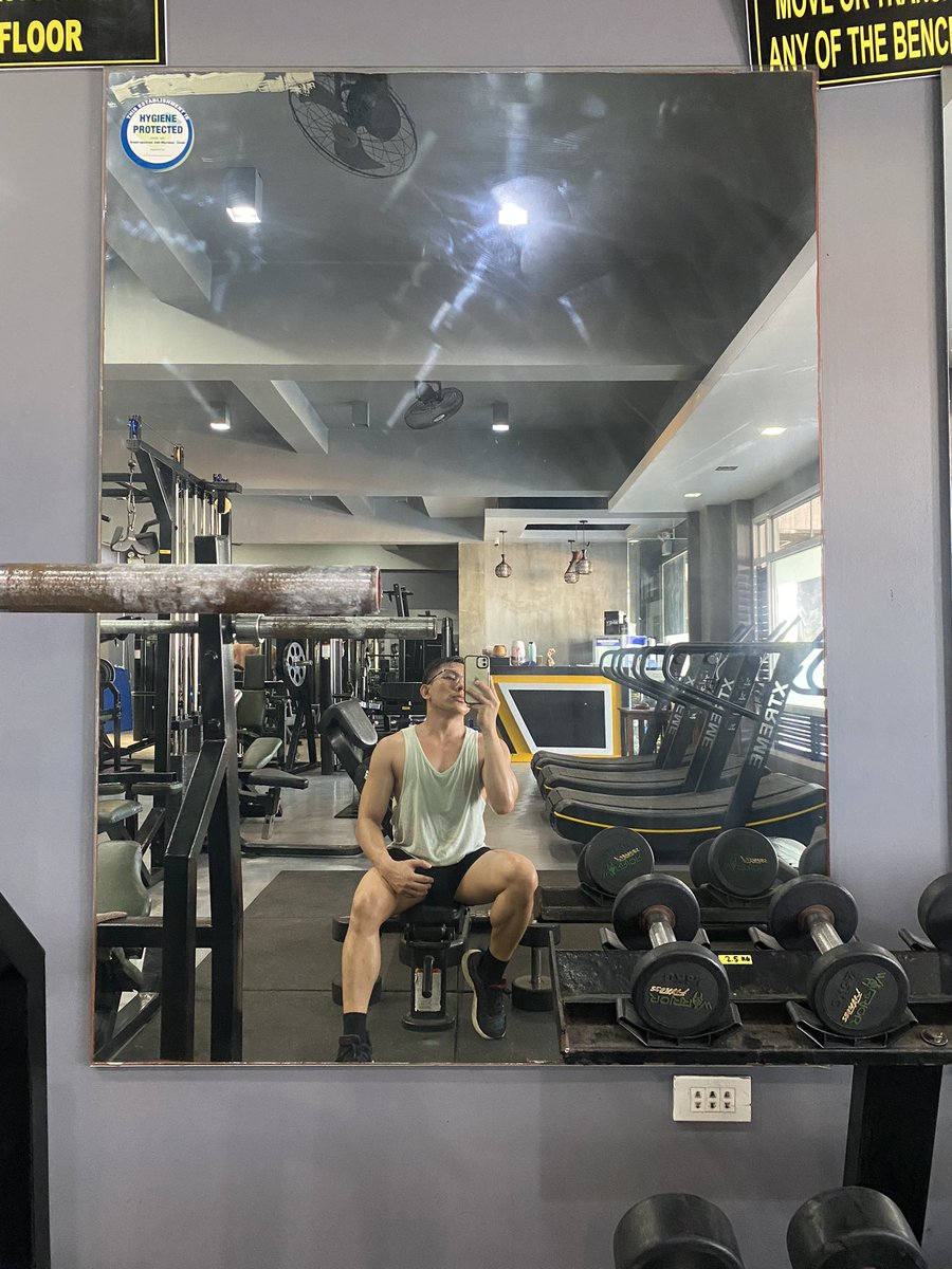 1-hr workout done before my flight to Manila. I'll be out for 5 days. See you on Saturday, Dipolog City! Chars! #MyDailyLifeinDipologCity #Selfie #Workout #Exercise #fitness