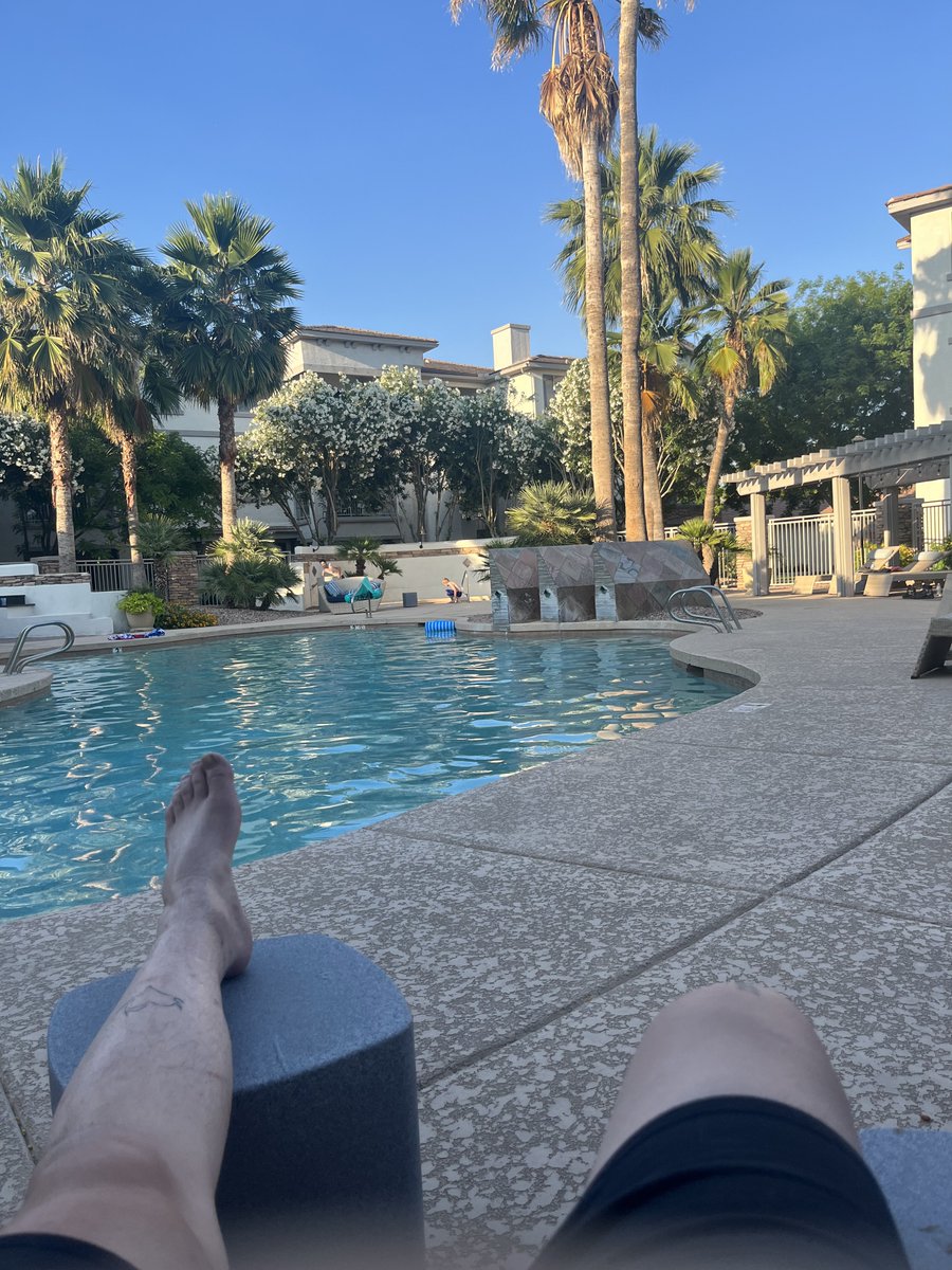 zacdose's tweet photo. just another day https://t.co/D3O4pr0Fsr