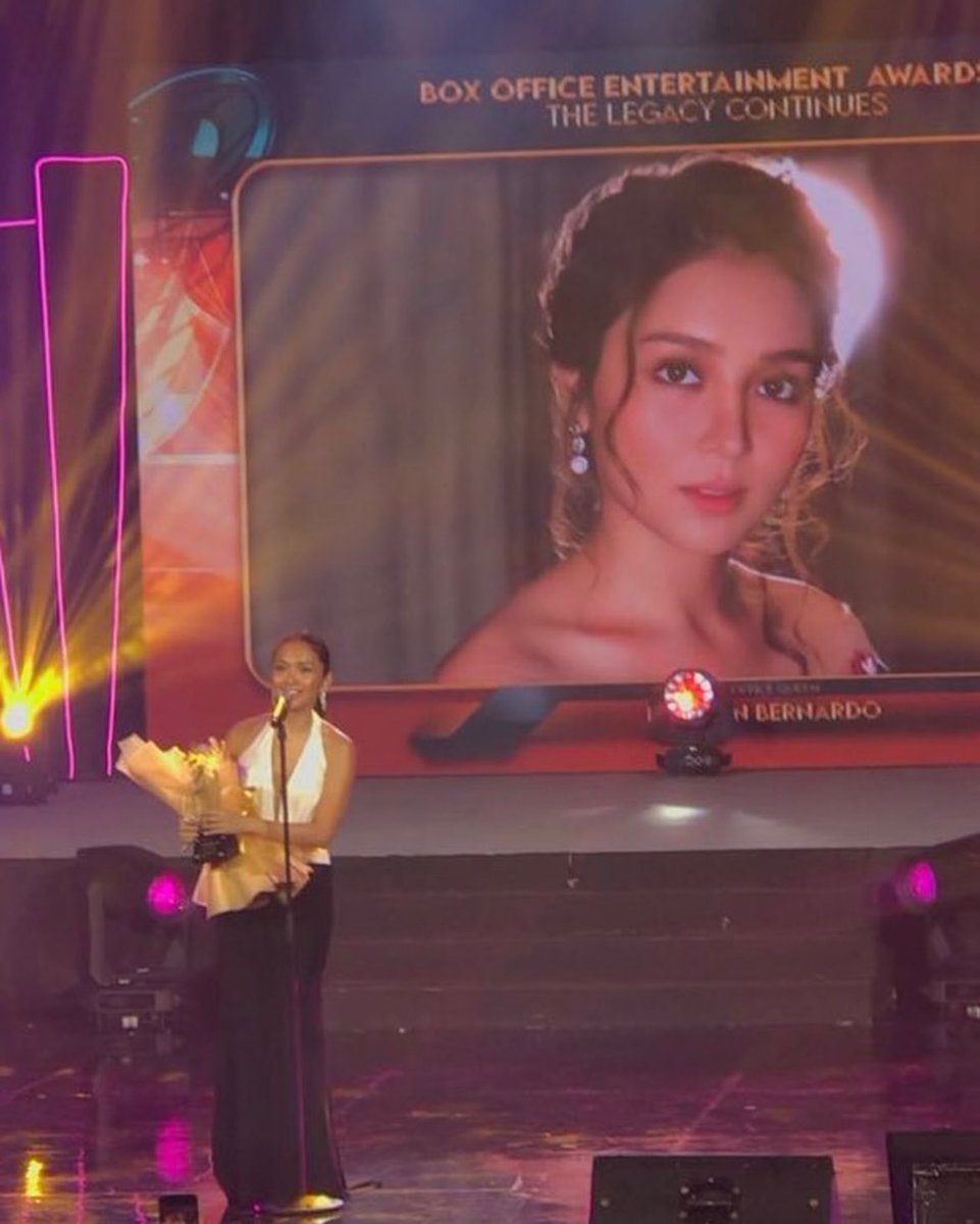 Congratulations to our Very Good Girl, Kathryn Bernardo on being crowned Box Office Queen at the 52nd Box Office Entertainment Awards! ❤️

We are blessed with your amazing support and thank you for all the love you have given us! 🌹

#AVeryGoodGirl NOW STREAMING on Netflix!