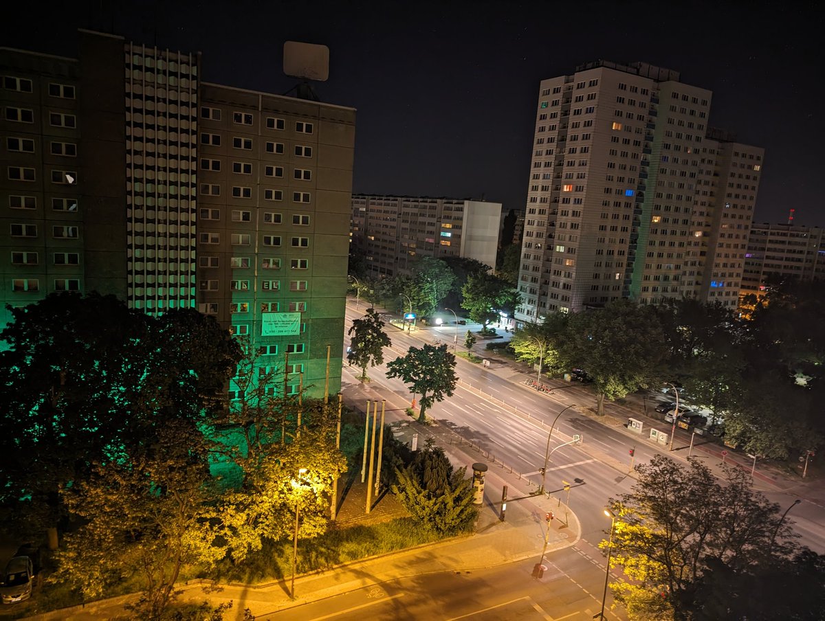 #berlin #germany #night #view #plattenbau #lichtenberg