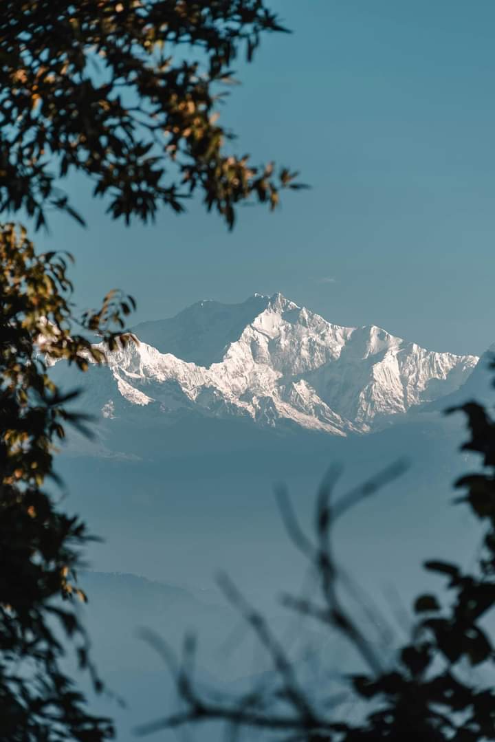 A clear morning view from Darjeeling, West Bengal