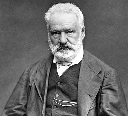 “El futuro tiene muchos nombres. Para los débiles es lo inalcanzable. Para los temerosos, lo desconocido. Para los valientes es la oportunidad”. Victor Hugo #Fuedicho