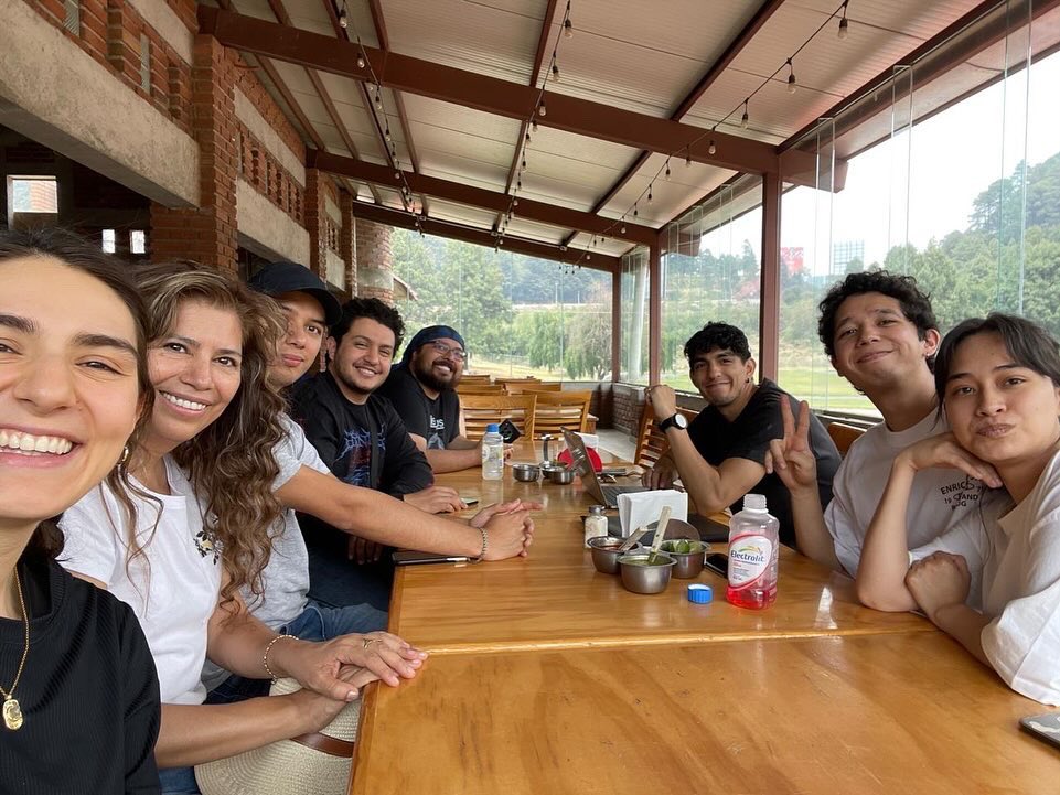 DiagramaDeVen's tweet image. Cumpleaños 29, con los reales.