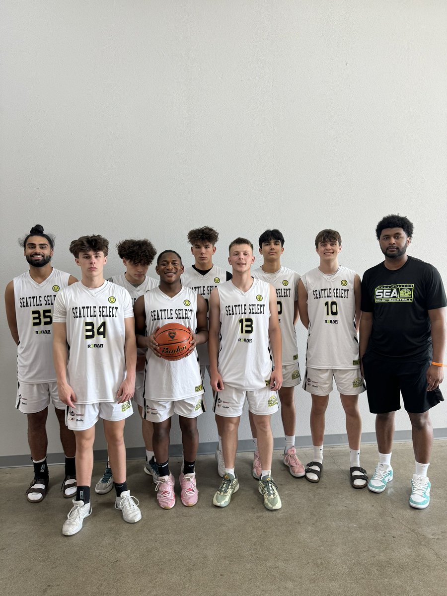 The Renton Kid tweet media