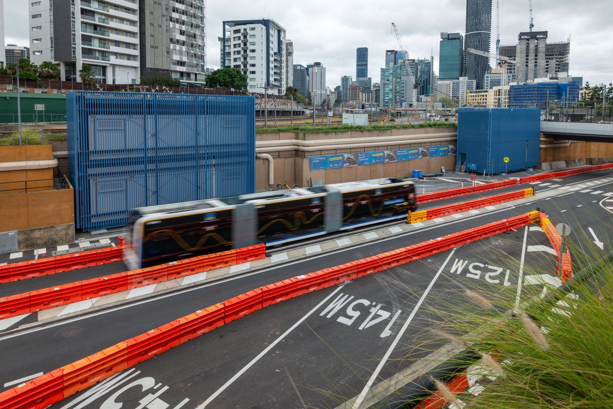 ACCIONA’s Brisbane MOVE team is celebrating another milestone on Brisbane City Council’s #Brisbane Metro project, with major construction activities at the new metro end-of-trip facilities on the Inner Northern Busway now complete.
#SustainableInfrastructure #InvestInThePlanet