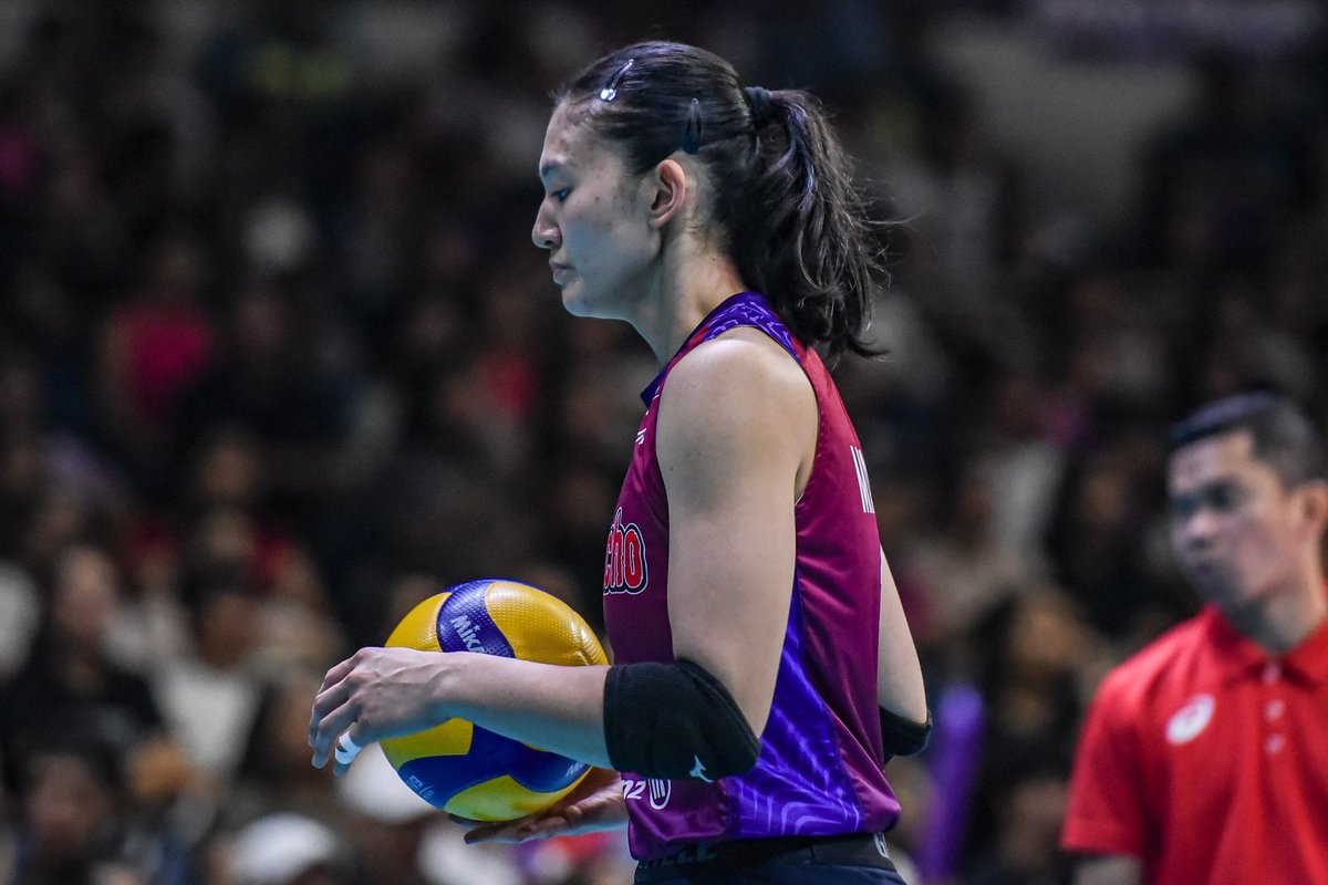 “parang it’s always against our odds…suntukin niyo kami, bugbugin niyo kami, babangon at babangon kami.”- maddie madayag salamat kapitana maddie “madzilla” madayag🫡💜 ahhh we’ll bag that PVL championship soon capt!! #PVL2024