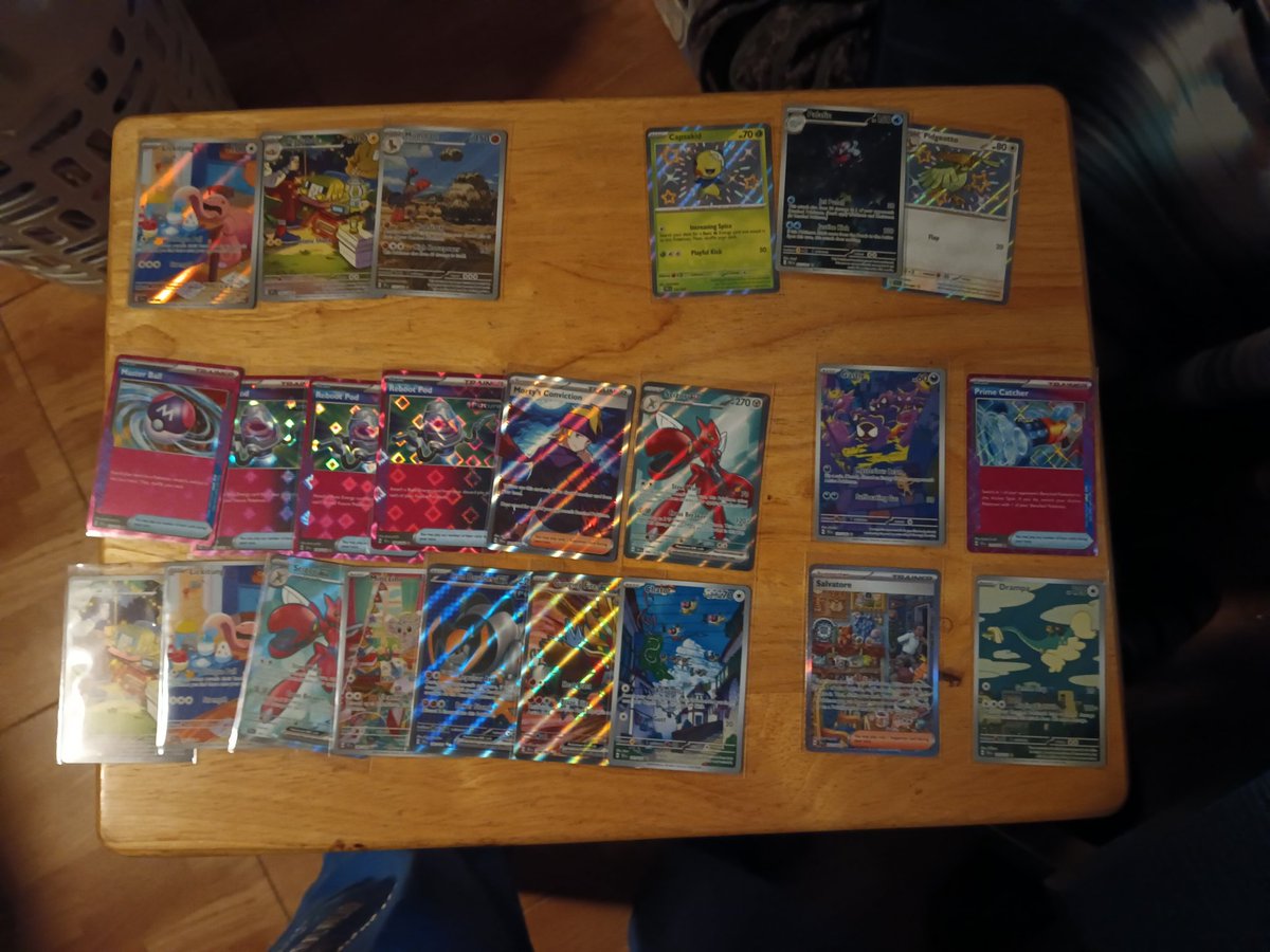big haul

top right are rare from paldean fates. top left are new temporal forces rares for my complete set. two rows on left are dupe cards im gonna sell. four cards on the right are dupes im gonna get graded.

very good all things considered. the hunt for raging bolt continues