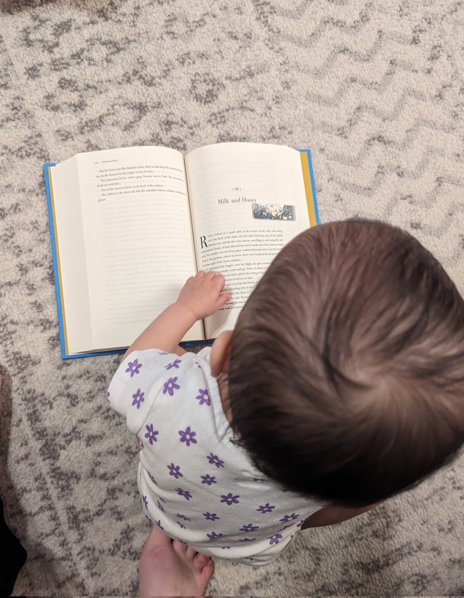 Jesssmonet's tweet photo. She's reading at a very high level for her age 💁🏼‍♀️🧠 https://t.co/Vckx0T1I6F