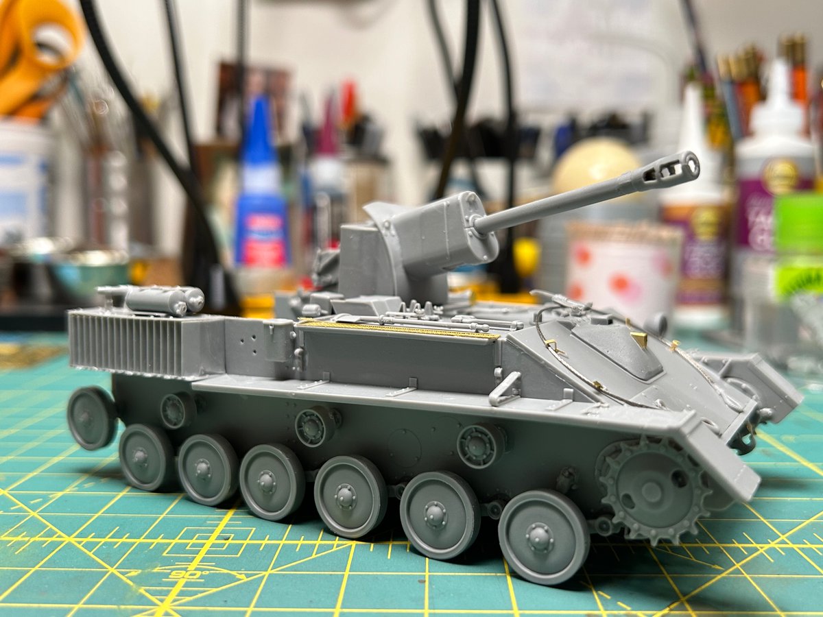 1/35 MiniArt SU-76 main gun finished. 56 separate pieces! It rotates and elevates... I think of models as a 3D puzzle that turns into a blank canvas. I like the build part but this one is difficult. Lots of garage words today...

#JFFGREEN #JFFScaleModels